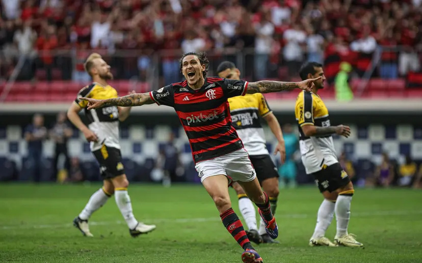 Vitória x Flamengo: onde assistir ao jogo do Brasileirão