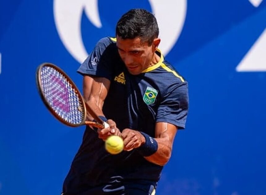 Thiago Monteiro e Laura Pigossi perdem e se despedem de Paris